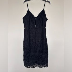 VSR Black lace midi dress